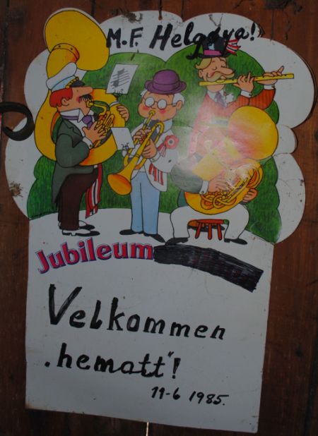 Helghye velkomstplakat_S